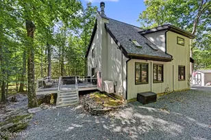 107 Rainbow Dr, Lackawaxen, PA 18435 - Photo 5