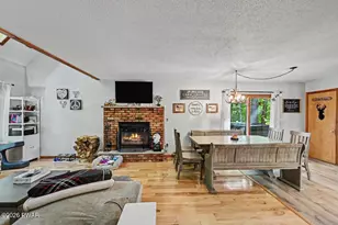 107 Rainbow Dr, Lackawaxen, PA 18435 - Photo 23