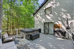 107 Rainbow Dr, Lackawaxen, PA 18435 - Photo 7