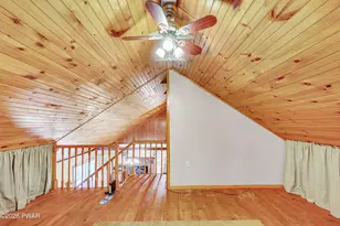 1005 Deerfield Dr, Newfoundland, PA 18445 - Photo 29