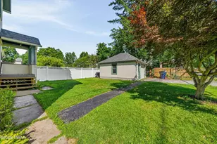 210 Avenue H, Matamoras, PA 18336 - Photo 11