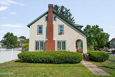 210 Avenue H, Matamoras, PA 18336 - Photo 1
