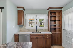 210 Avenue H, Matamoras, PA 18336 - Photo 29