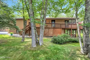 123 S Fairway Dr, Lake Ariel, PA 18436 - Photo 3