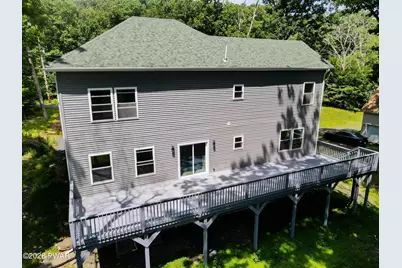 127 Lakewood Drive, Dingmans Ferry, PA 18328 - Photo 21