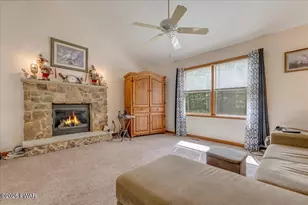 801 Sun Vly Ct, Tafton, PA 18464 - Photo 9