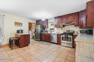 131 Christian Hill Rd, Milford, PA 18337 - Photo 9