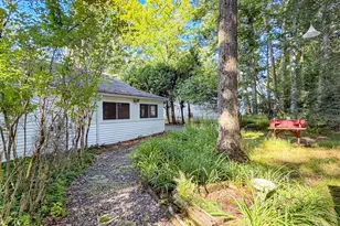 134 Cherry Red Rd, Greentown, PA 18426 - Photo 3
