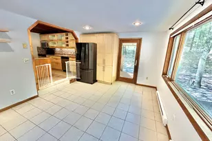 1011 Cedar Dr, Lake Ariel, PA 18436 - Photo 11
