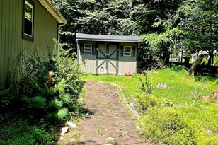 100 Iroquis Trail, Dingmans Ferry, PA 18328 - Photo 23