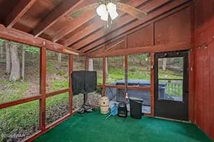 214 Manchester Dr, Bushkill, PA 18324 - Photo 55