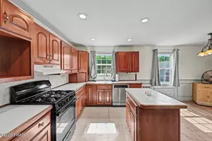 2114 Lake Ariel Hwy, Lake Ariel, PA 18436 - Photo 23
