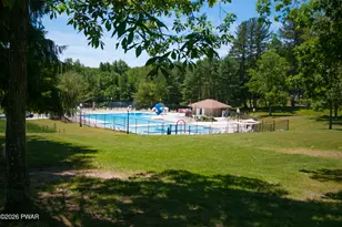 208 Fawn Lake Dr, Hawley, PA 18428 - Photo 81