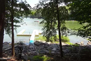 181 Marina Wy, Greentown, PA 18426 - Photo 5