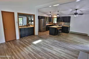 111 Ledge View Dr, Hawley, PA 18428 - Photo 5