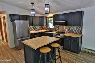 111 Ledge View Dr, Hawley, PA 18428 - Photo 3
