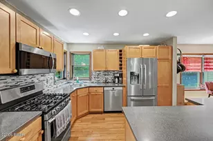 802 Overlook Ct, Lords Valley, PA 18428 - Photo 21