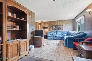381 Milanville Rd, Beach Lake, PA 18405 - Photo 15
