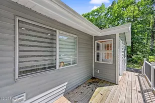 127 Lone Pine Bay, Hawley, PA 18428 - Photo 11