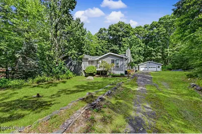 127 Lone Pine Bay, Hawley, PA 18428 - Photo 1