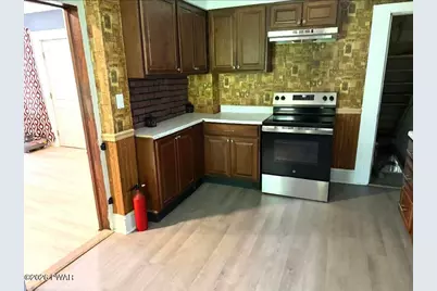 914 Main Street, Newfoundland, PA 18445 - Photo 5