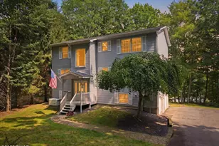 176 Spruce Lake Dr, Milford, PA 18337 - Photo 5