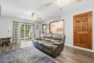 176 Spruce Lake Dr, Milford, PA 18337 - Photo 55