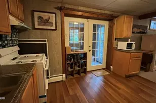 231 Traverse Rd, Dingmans Ferry, PA 18328 - Photo 53