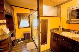 231 Traverse Rd, Dingmans Ferry, PA 18328 - Photo 39