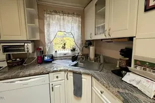 231 Traverse Rd, Dingmans Ferry, PA 18328 - Photo 23