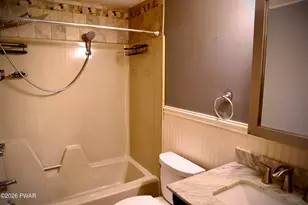 549 Lakeview Dr E, Lake Ariel, PA 18436 - Photo 11