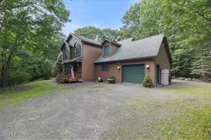 8 Cedar Ct, Lakeville, PA 18438 - Photo 3