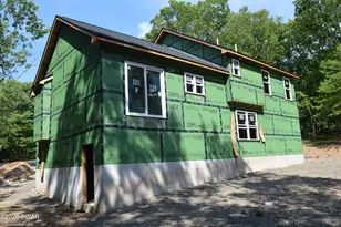 125 Gunstock Ln, Tafton, PA 18464 - Photo 3