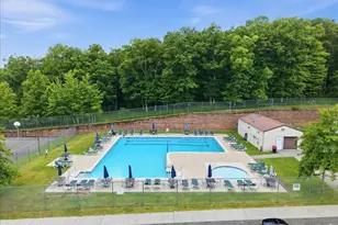 206 Oakenshield Dr, Tamiment, PA 18371 - Photo 87