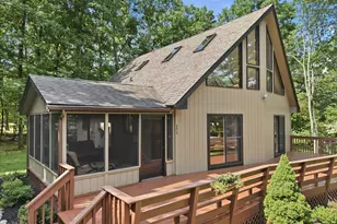 206 Oakenshield Dr, Tamiment, PA 18371 - Photo 5