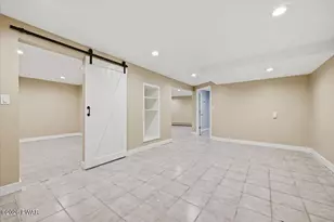 206 Oakenshield Dr, Tamiment, PA 18371 - Photo 55