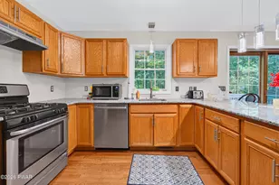 104 Middleton Dr, Milford, PA 18337 - Photo 11