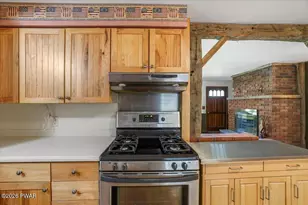 125 N Forrest Dr, Milford, PA 18337 - Photo 9