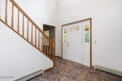 118 Navajo Court, Hawley, PA 18428 - Photo 9