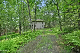800 Elm Ct, Hawley, PA 18428 - Photo 27