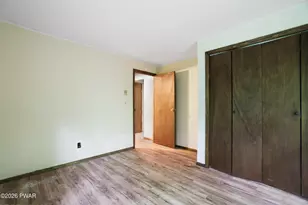 800 Elm Ct, Hawley, PA 18428 - Photo 9