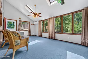800 Mustang Ct, Lords Valley, PA 18428 - Photo 15