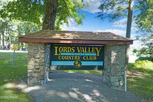 800 Mustang Ct, Lords Valley, PA 18428 - Photo 43