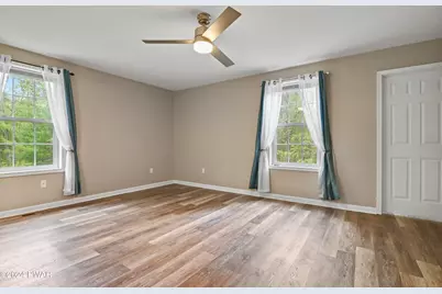 100 Teak Lane, Dingmans Ferry, PA 18328 - Photo 21