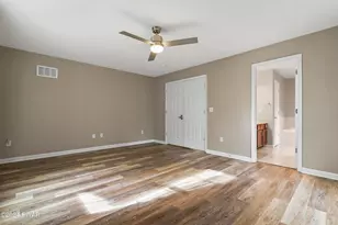 100 Teak Ln, Dingmans Ferry, PA 18328 - Photo 19