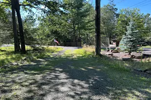 311 N Gate Rd, Lake Ariel, PA 18436 - Photo 29