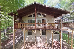 21 Brookfield Rd, Lake Ariel, PA 18436 - Photo 1
