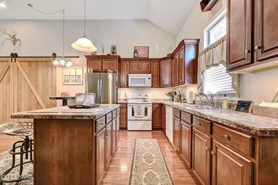 186 Ledgedale Road, Lake Ariel, PA 18436 - Photo 25