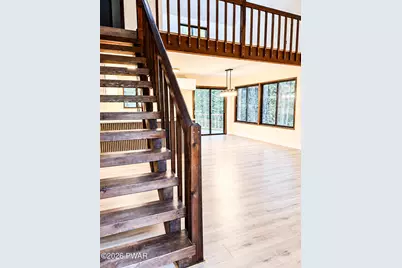 297 Saunders Drive, Bushkill, PA 18324 - Photo 3