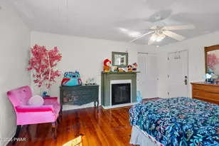 208 W Harford St, Milford, PA 18337 - Photo 55